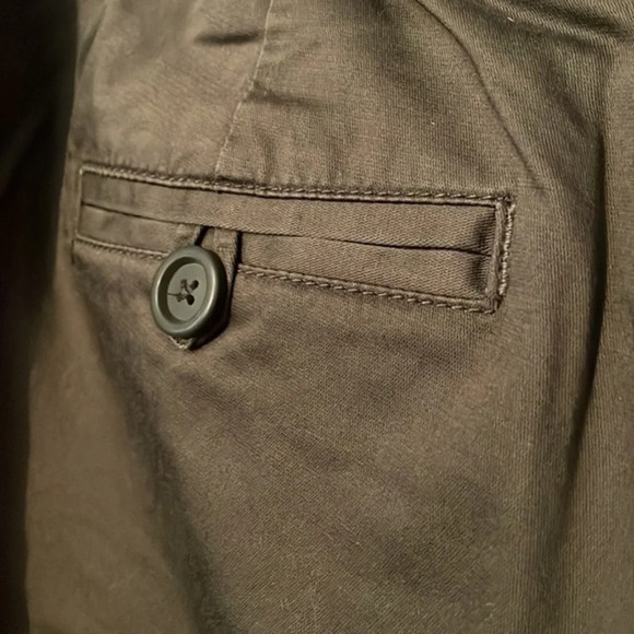 Old Navy Maternity Capri Pants Size Large‎ (L) - Picture 4 of 8